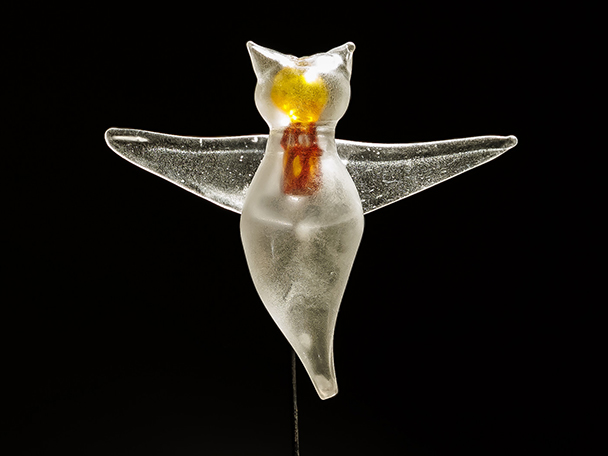 A glass model of an angel-like sea creature.